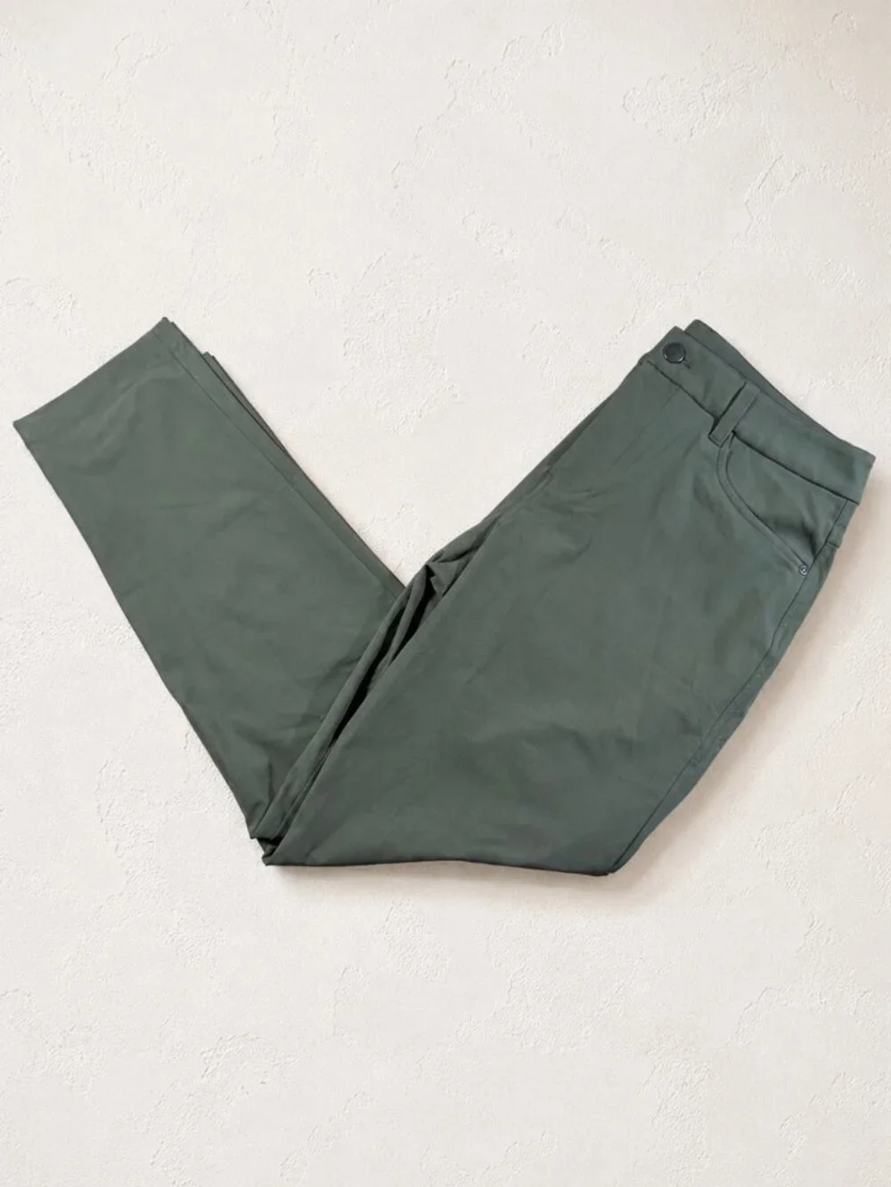 Lululemon ABC Slim-Fit 5 Pocket Pant Warpstreme - Army Green - 33W x 30L